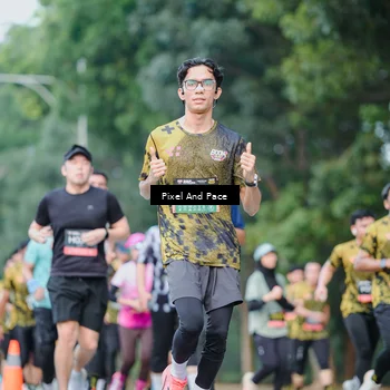 Runner Photo 6863284