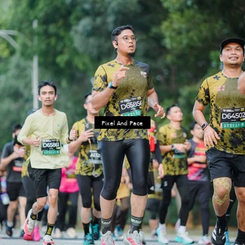 Runner Photo 6863298
