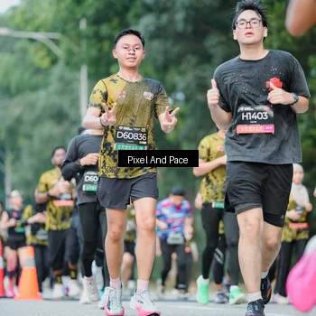 Runner Photo 6863327