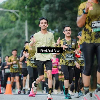 Runner Photo 6863378