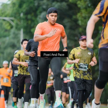 Runner Photo 6863384