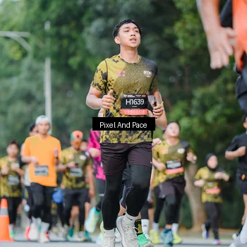 Runner Photo 6863397