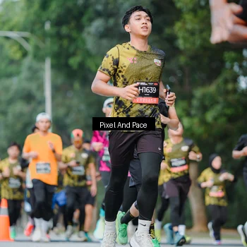 Runner Photo 6863400