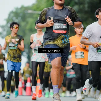 Runner Photo 6863428