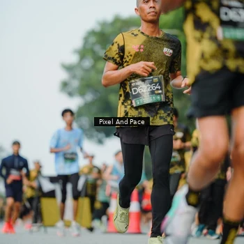 Runner Photo 6863467