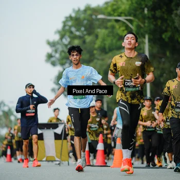 Runner Photo 6863476