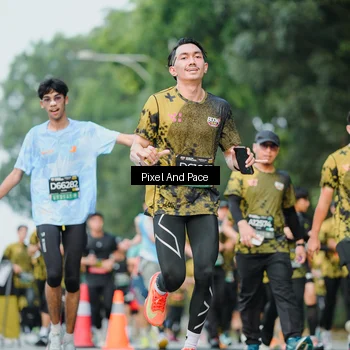 Runner Photo 6863479