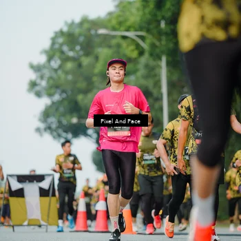 Runner Photo 6863542