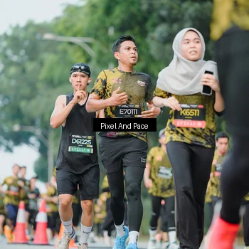 Runner Photo 6863578