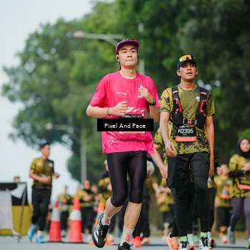 Runner Photo 6863606