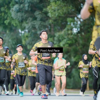 Runner Photo 6863656