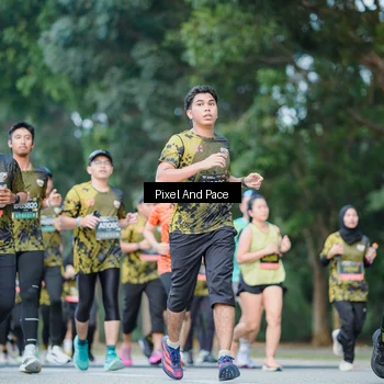Runner Photo 6863663