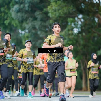 Runner Photo 6863664