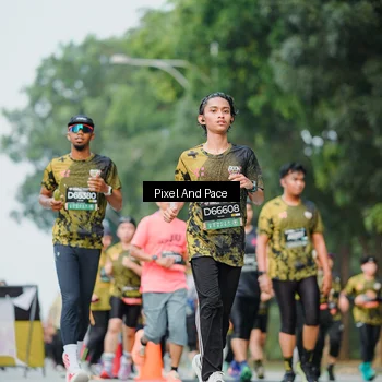 Runner Photo 6863681