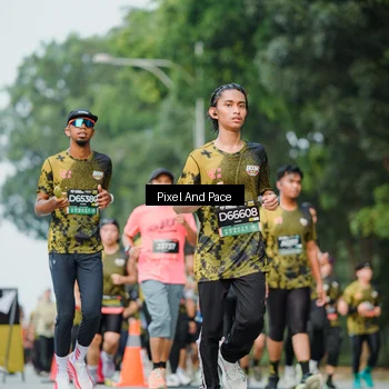 Runner Photo 6863689