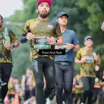 Runner Photo 6863692