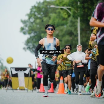 Runner Photo 6863748