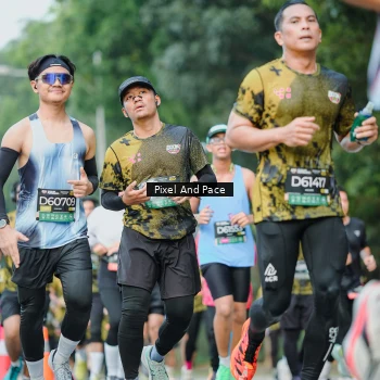Runner Photo 6863751