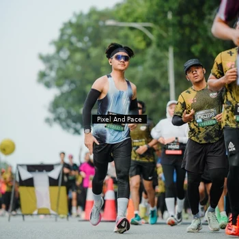 Runner Photo 6863759