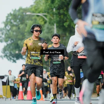 Runner Photo 6863760