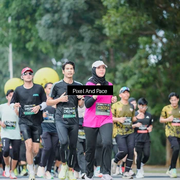 Runner Photo 6863773
