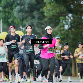Runner Photo 6863778