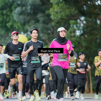 Runner Photo 6863782