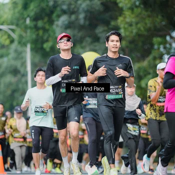 Runner Photo 6863789
