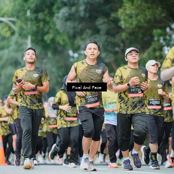 Runner Photo 6863820
