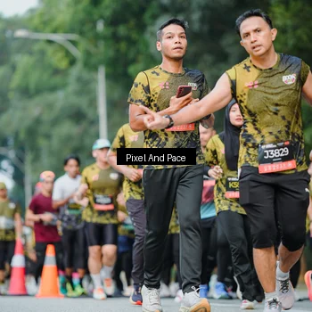 Runner Photo 6863834