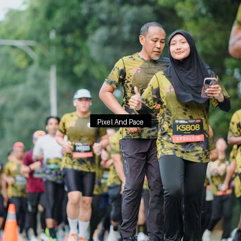 Runner Photo 6863847