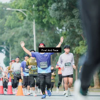 Runner Photo 6863913