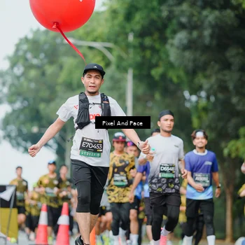 Runner Photo 6863920