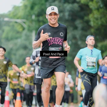 Runner Photo 6864023