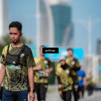 Runner Photo 6864043