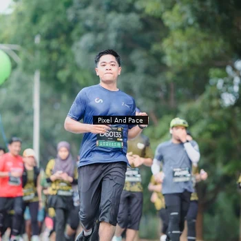 Runner Photo 6864115