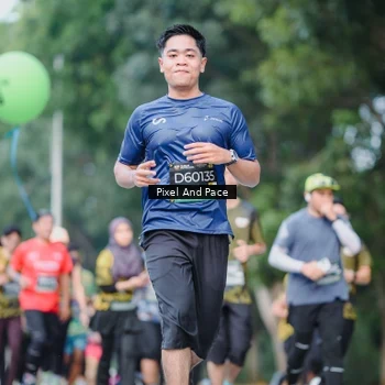 Runner Photo 6864125