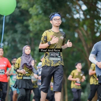 Runner Photo 6864134