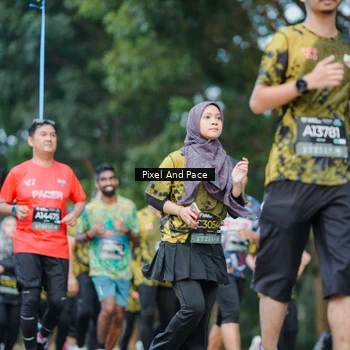 Runner Photo 6864135