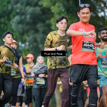 Runner Photo 6864156