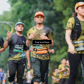 Runner Photo 6864179
