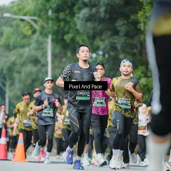 Runner Photo 6864208