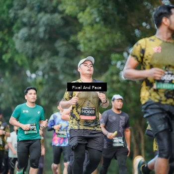 Runner Photo 6864345
