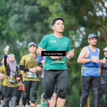 Runner Photo 6864354