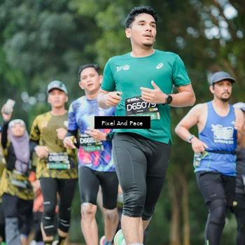Runner Photo 6864357