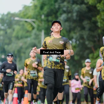 Runner Photo 6864378