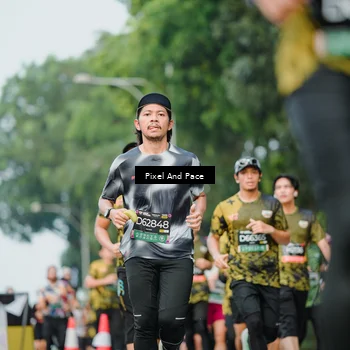 Runner Photo 6865458