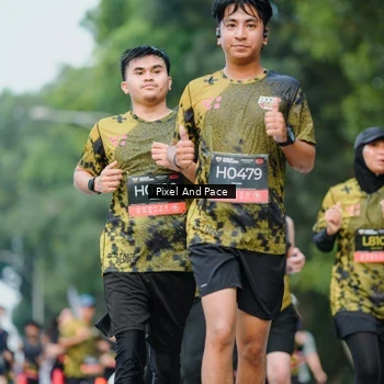Runner Photo 6865479