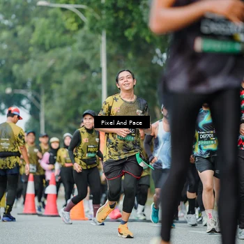 Runner Photo 6865558