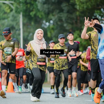Runner Photo 6865662